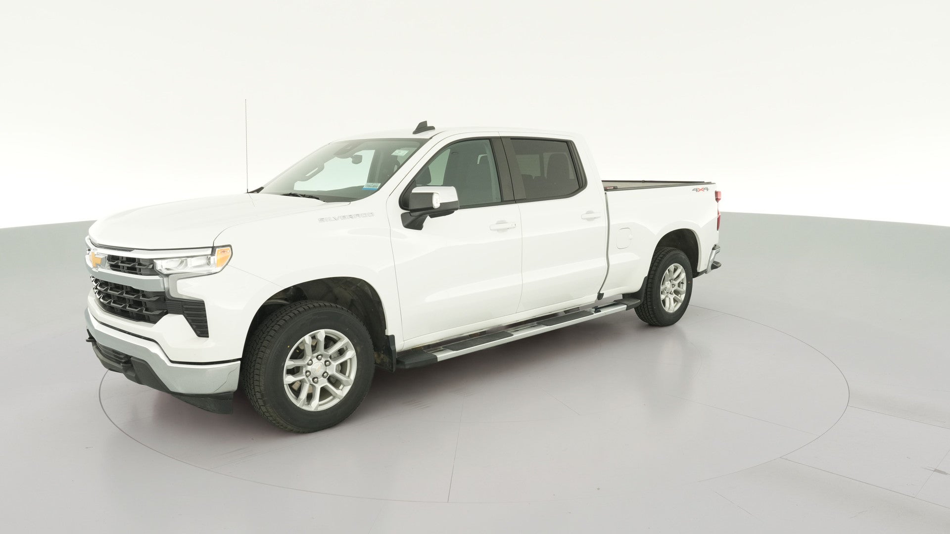 2023 Chevrolet Silverado 1500 Crew Cab vehicle photo
