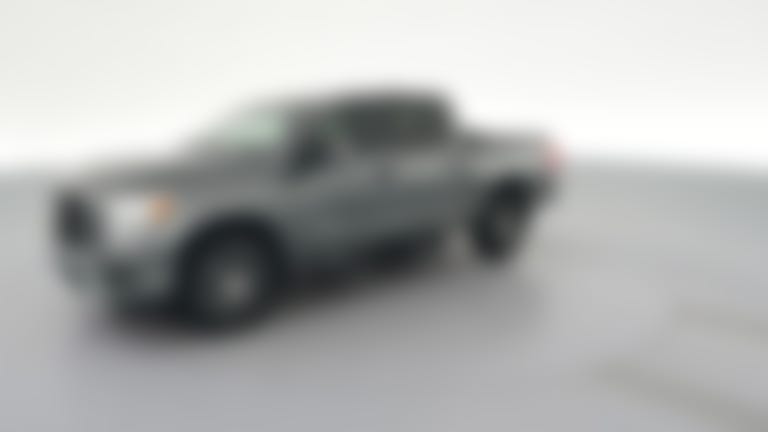 2024 Nissan Titan Crew Cab vehicle photo
