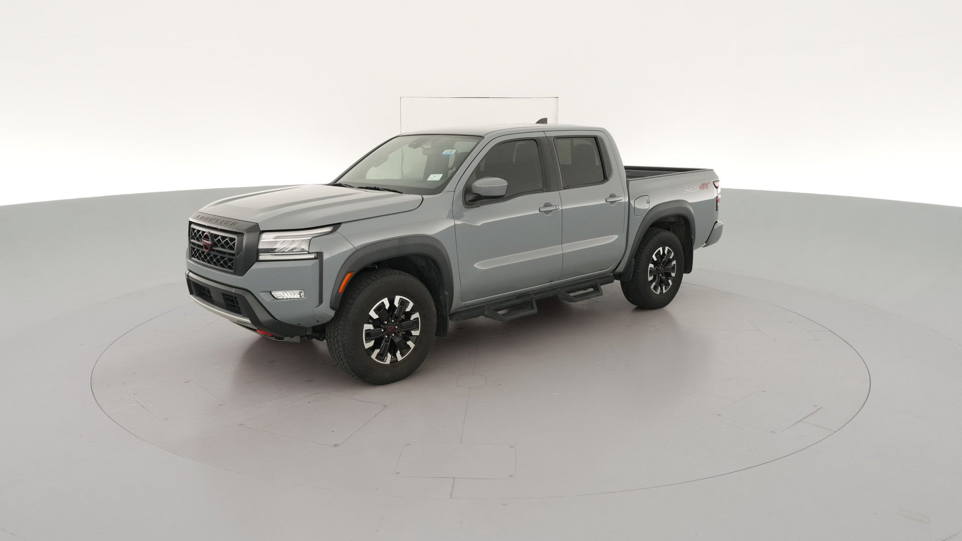 2024 Nissan Frontier Crew Cab vehicle photo