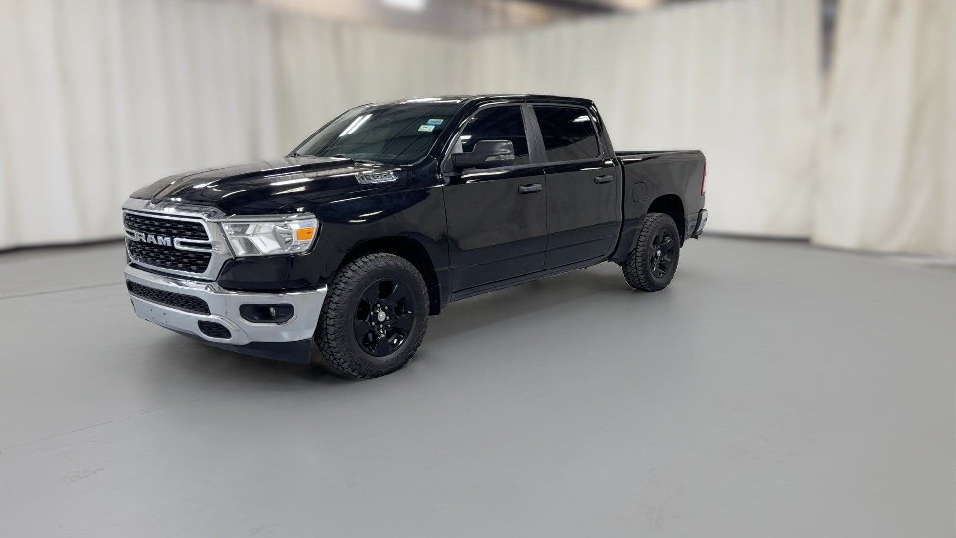 2023 Ram 1500 Crew Cab vehicle photo