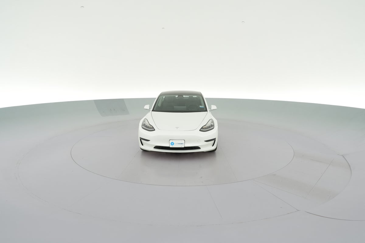 2020 Tesla Model 3 Standard Range Plus in Pearl White — 360° view 1
