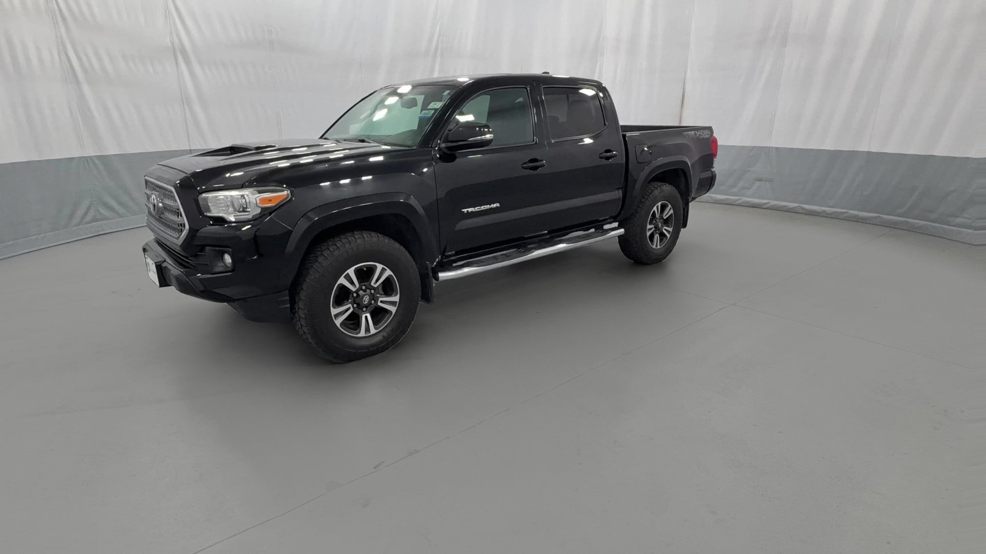 2017 Toyota Tacoma Double Cab vehicle photo