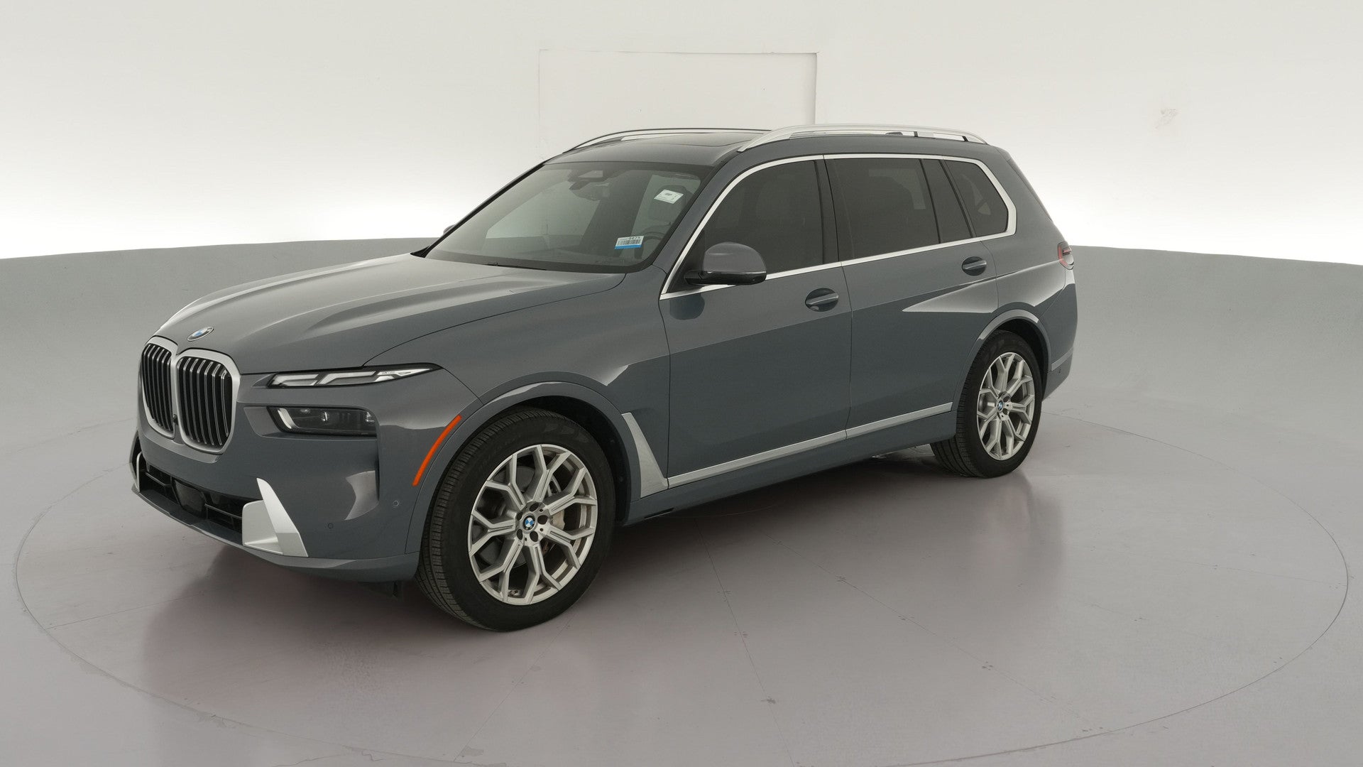 2023 BMW X7 vehicle photo