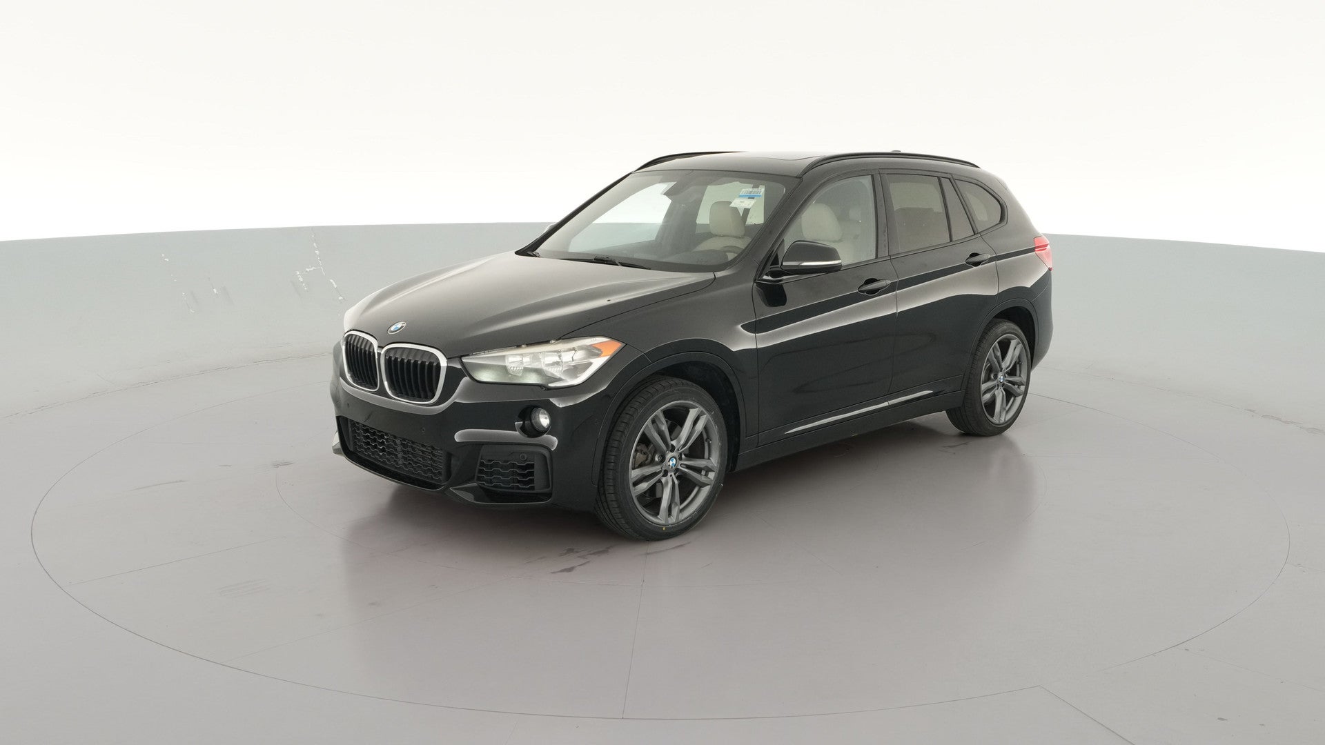 2018 BMW X1 vehicle photo