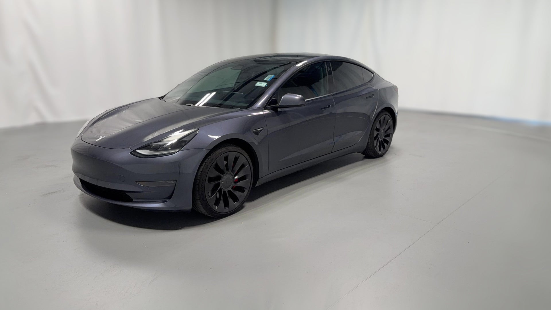2021 Tesla Model 3 vehicle photo