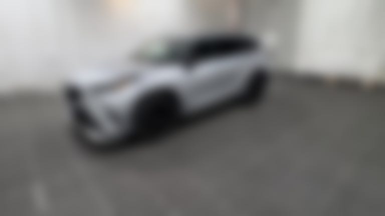 2024 Toyota Highlander vehicle photo