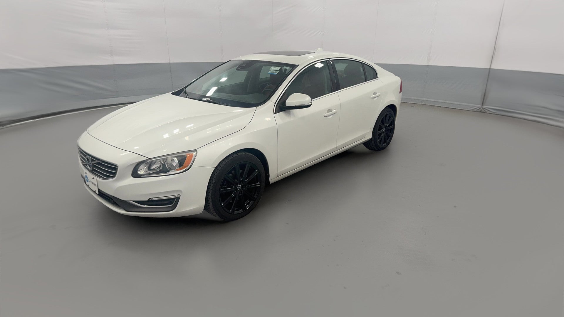 2018 Volvo S60 vehicle photo