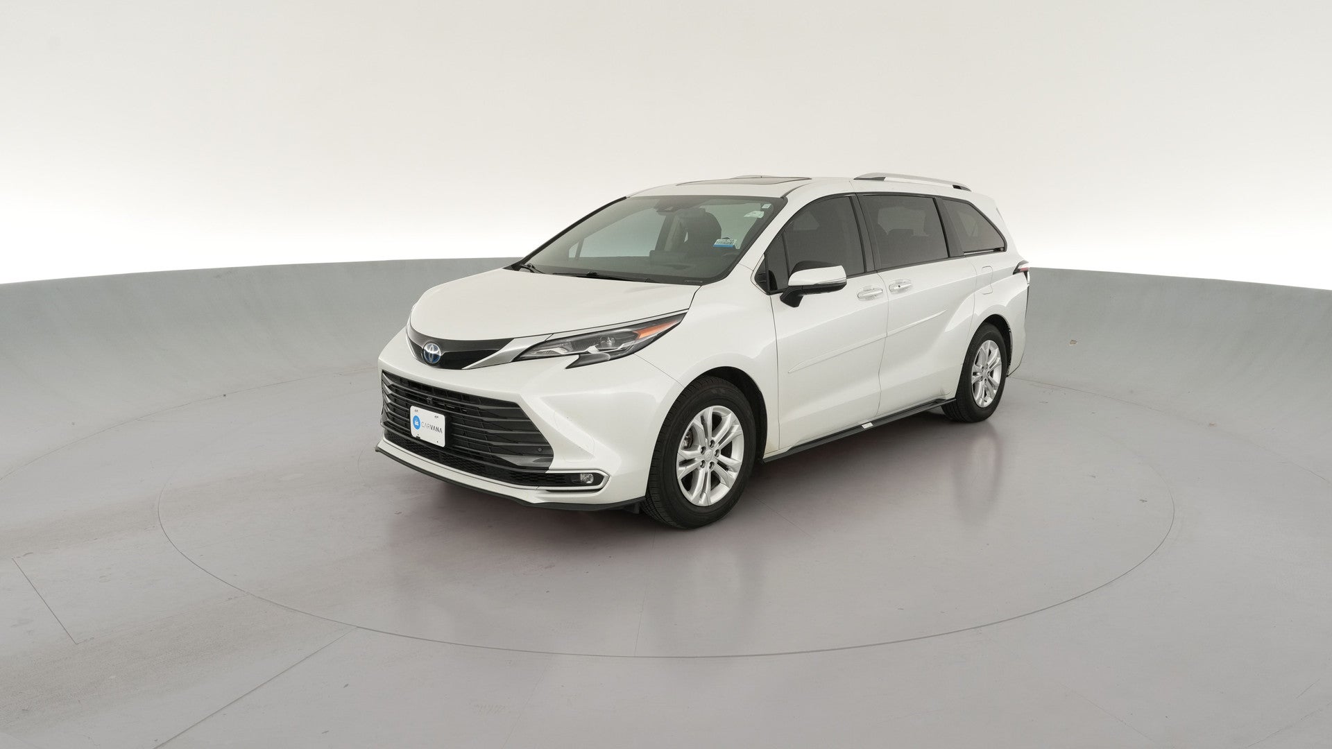 2024 Toyota Sienna vehicle photo
