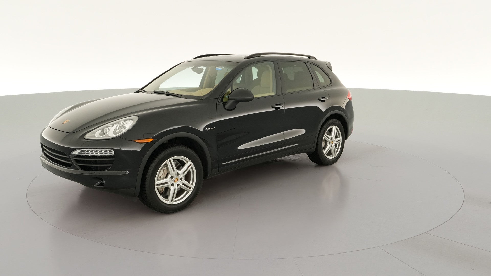 2014 Porsche Cayenne vehicle photo