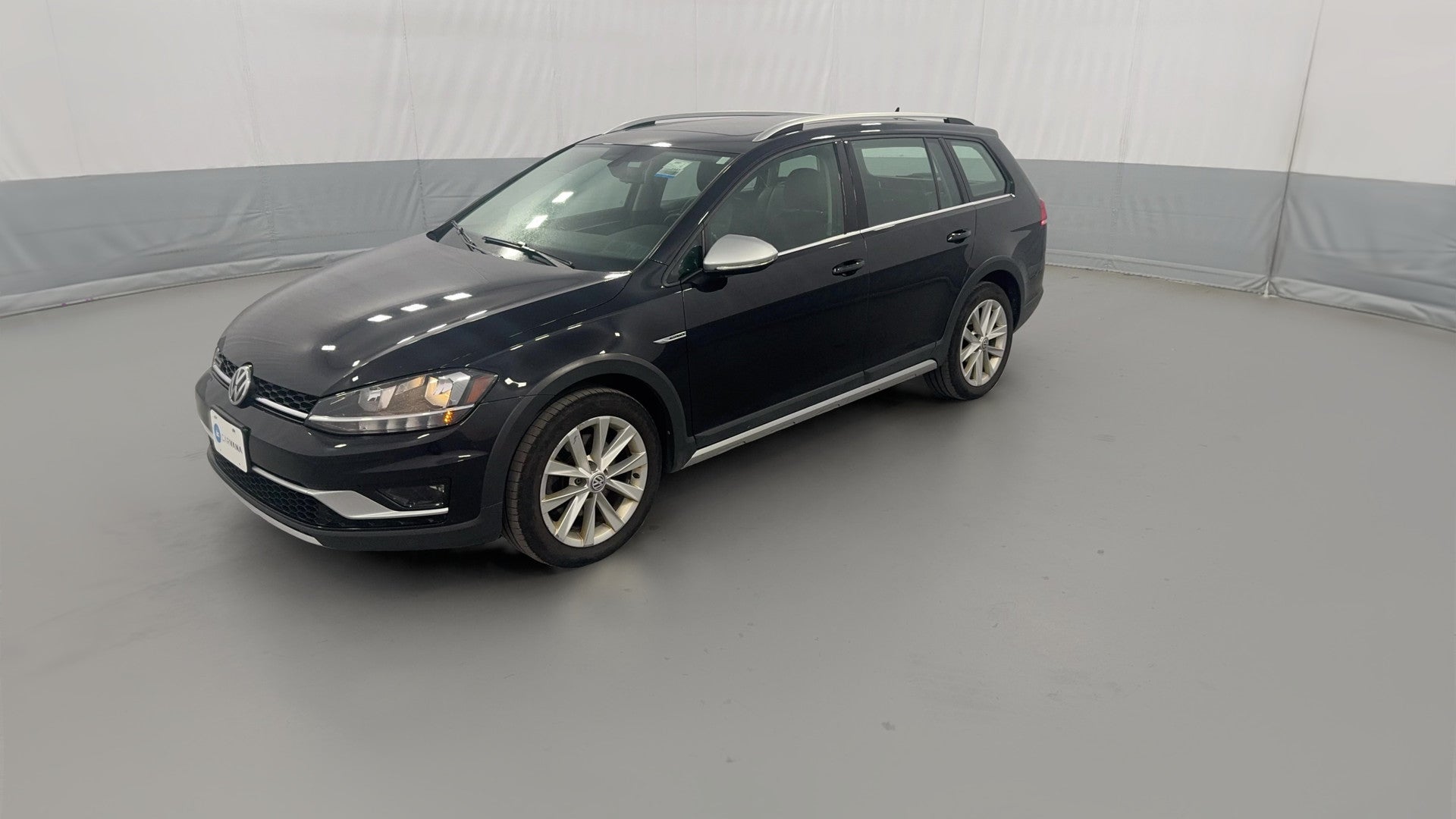 2019 Volkswagen Golf Alltrack vehicle photo