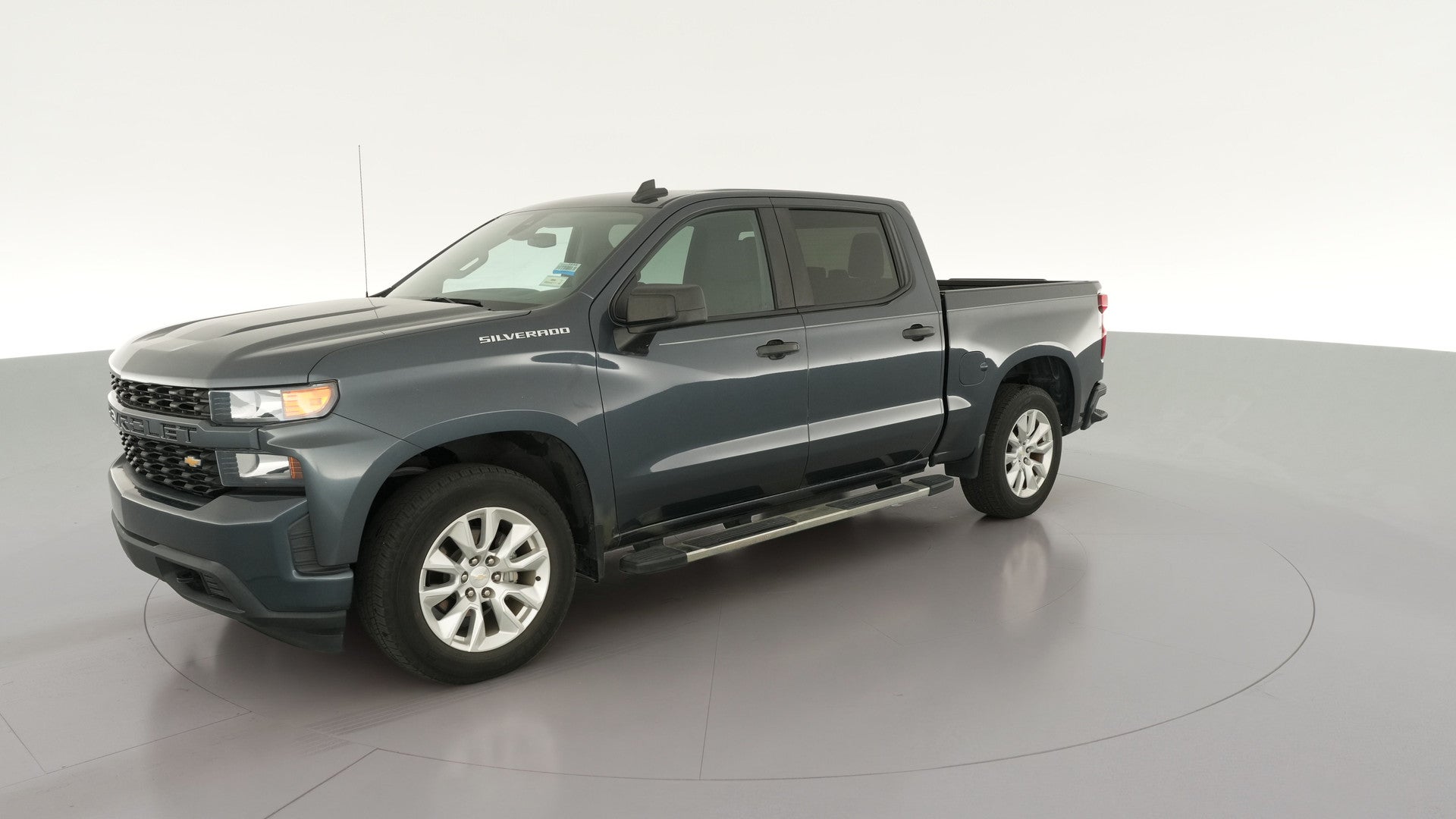 2022 Chevrolet Silverado 1500 Limited Crew Cab vehicle photo