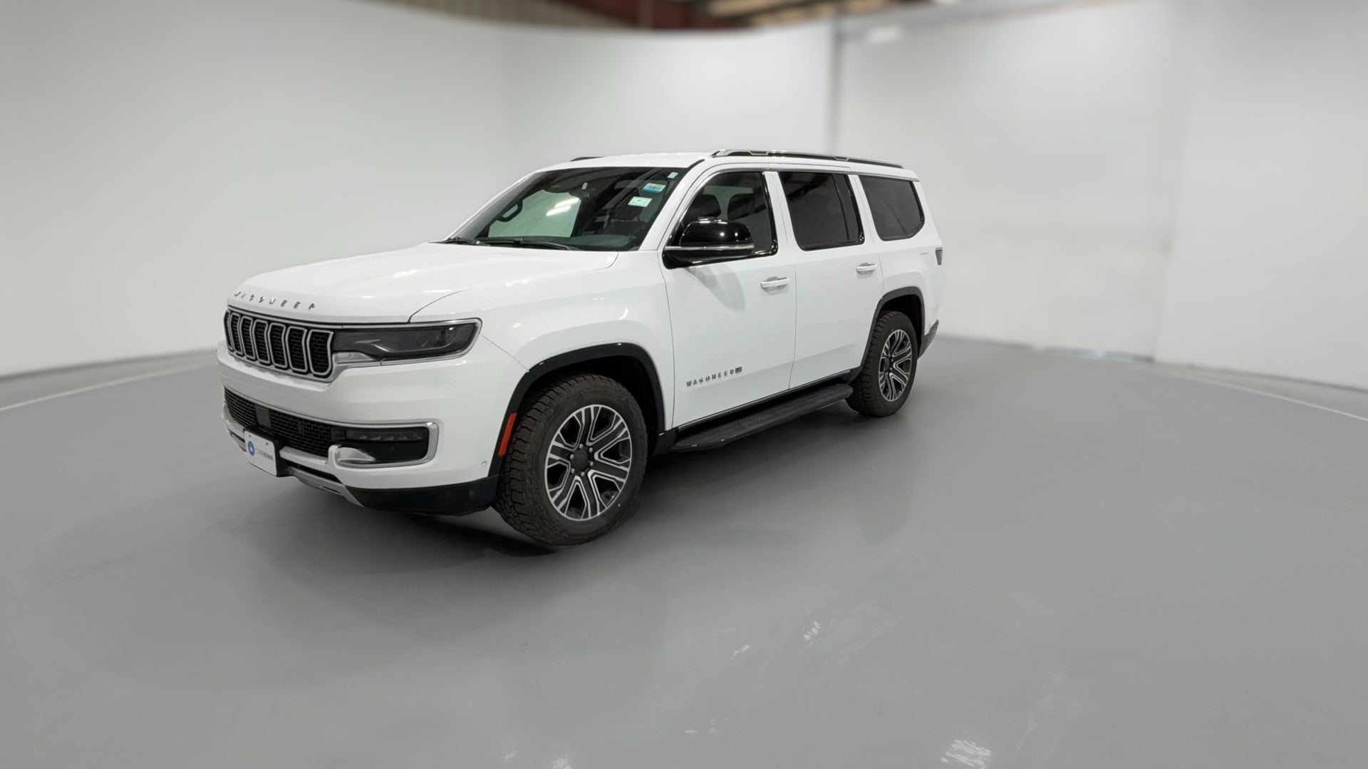 2024 Jeep Wagoneer vehicle photo