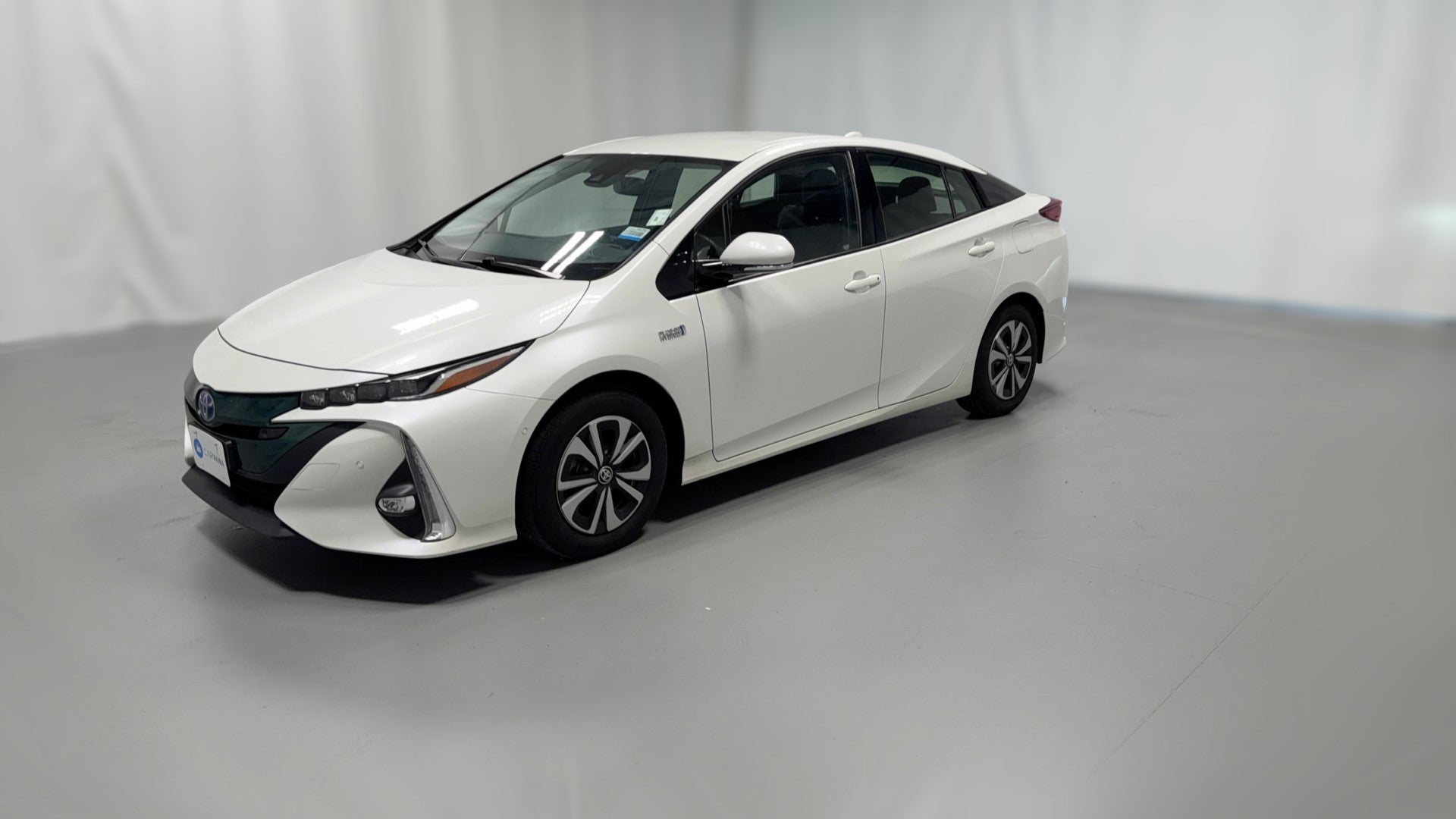 2017 Toyota Prius Prime vehicle photo