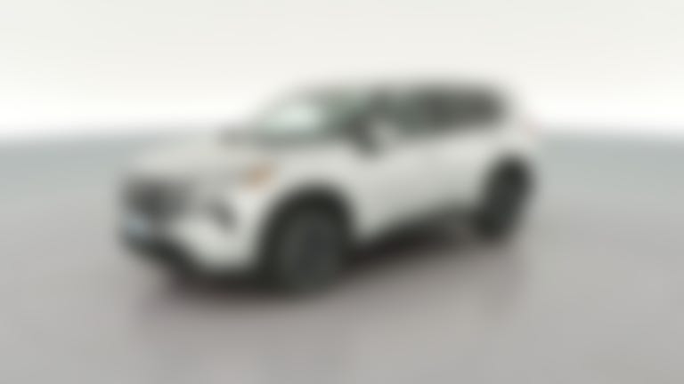 2025 Nissan Rogue vehicle photo