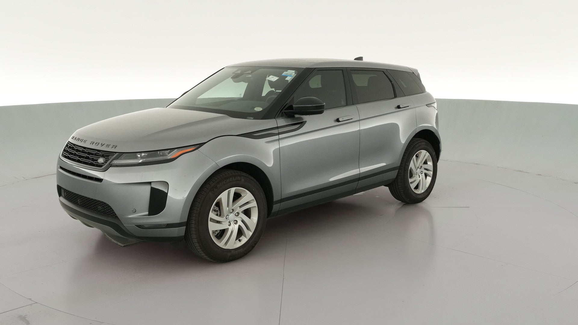 2026 Land Rover Range Rover Evoque vehicle photo