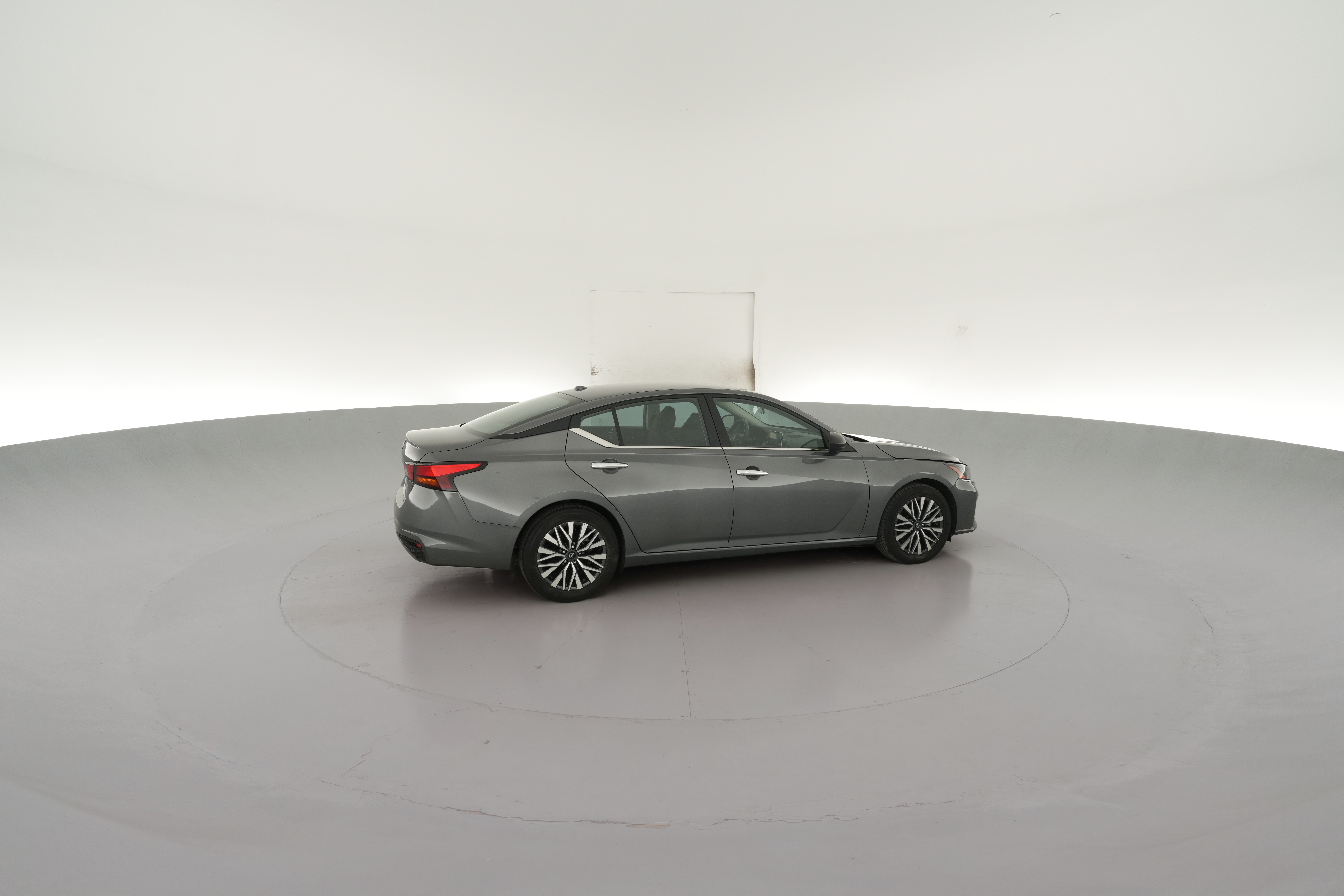 2025 Nissan Altima SV - Photo 33