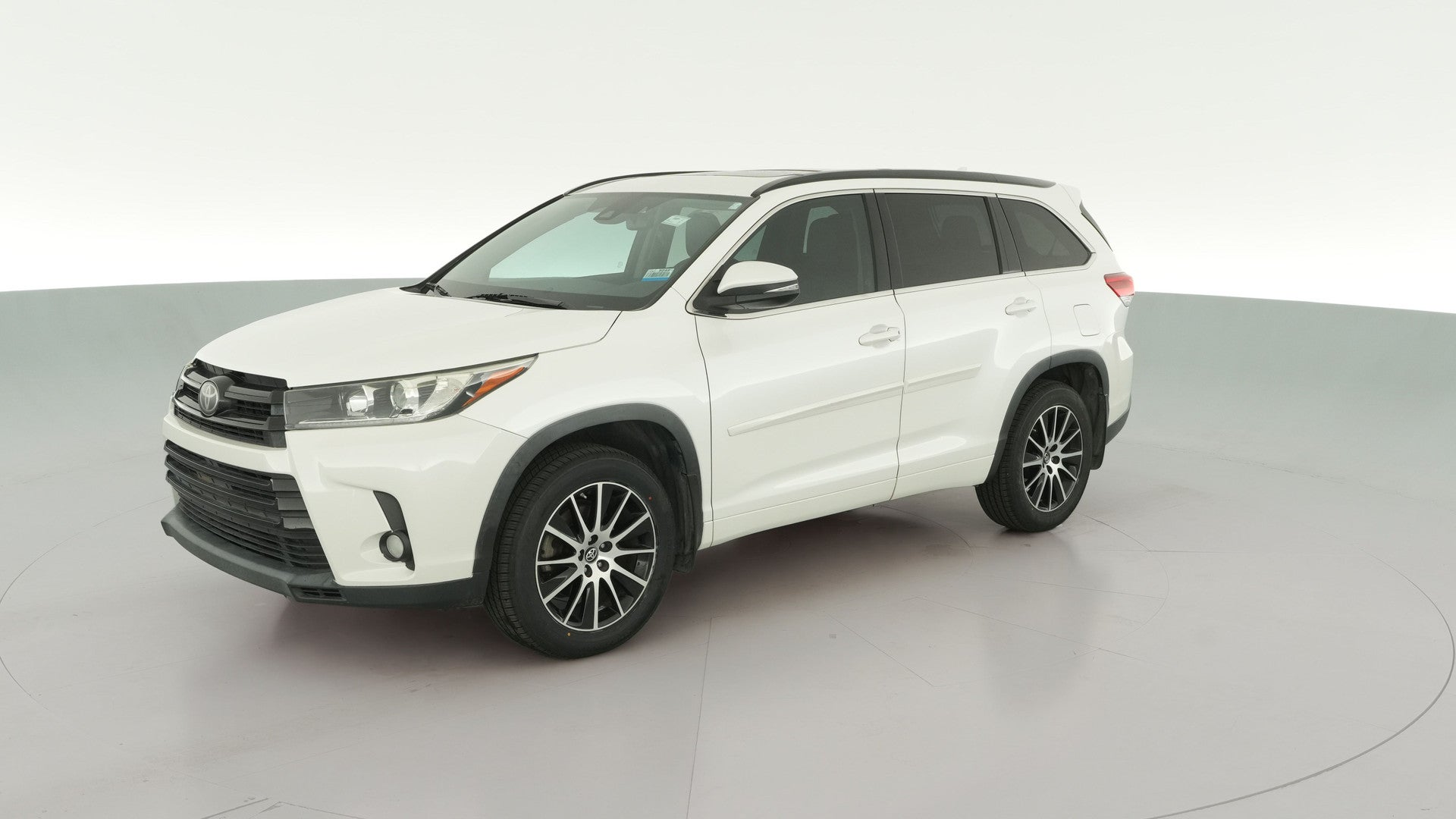 2018 Toyota Highlander vehicle photo