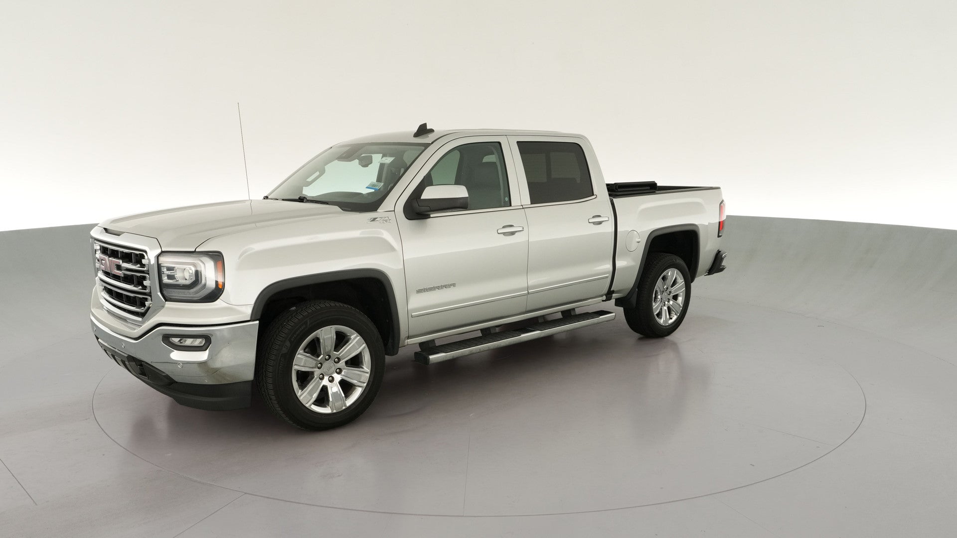 2018 GMC Sierra 1500 Crew Cab vehicle photo