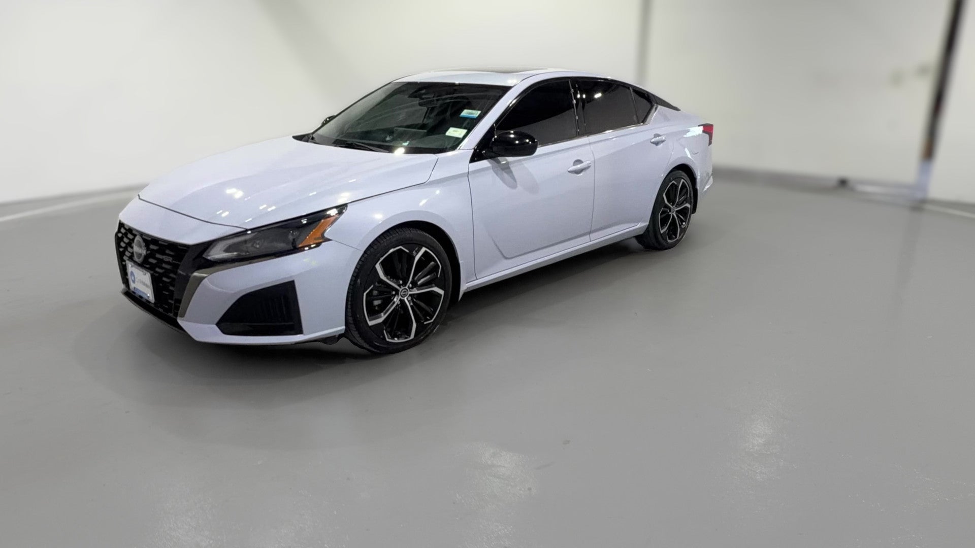 2023 Nissan Altima vehicle photo