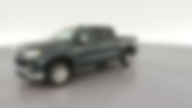 2025 Chevrolet Silverado 1500 Crew Cab vehicle photo