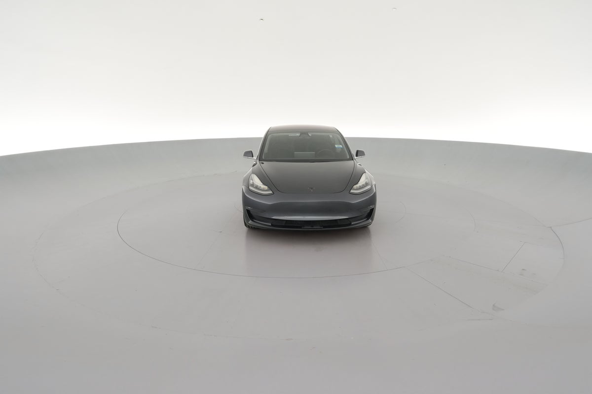 2018 Tesla Model 3 Long Range Rear-Wheel Drive in Midnight Silver Metallic — 360° view 1