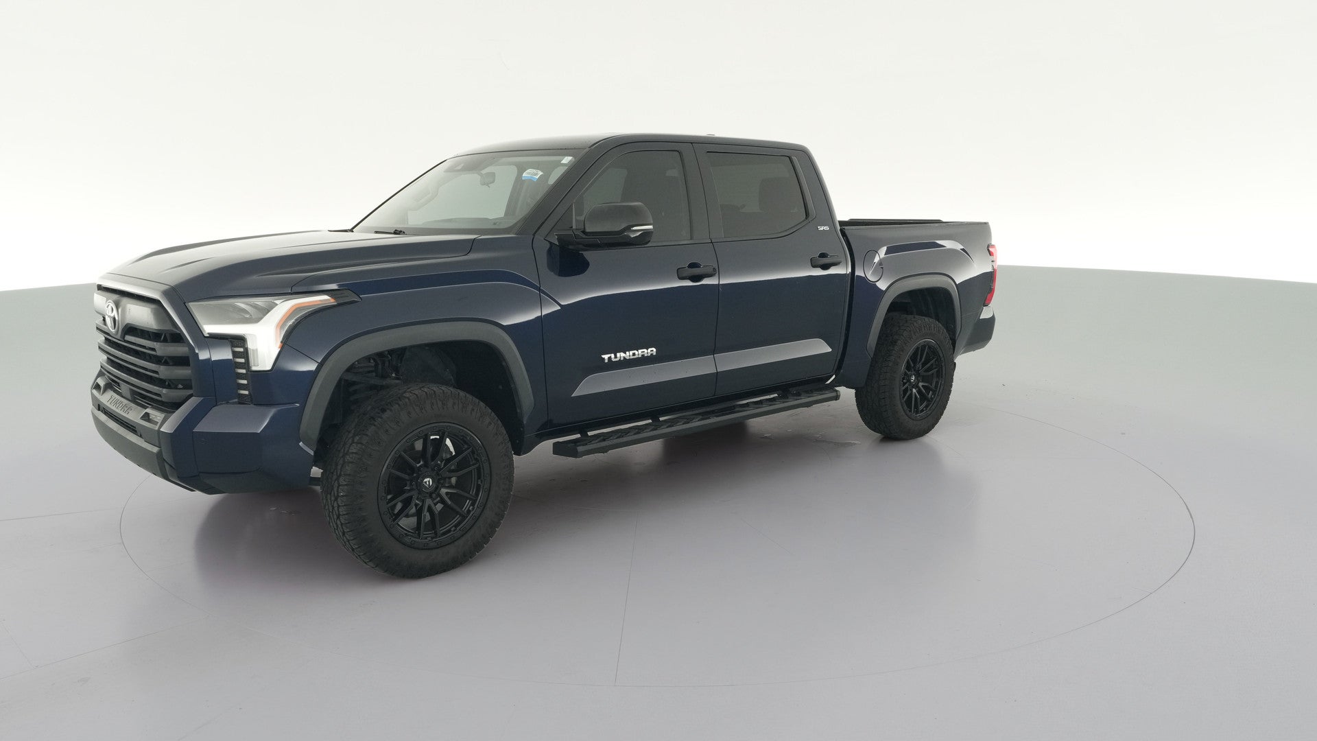 2022 Toyota Tundra CrewMax vehicle photo