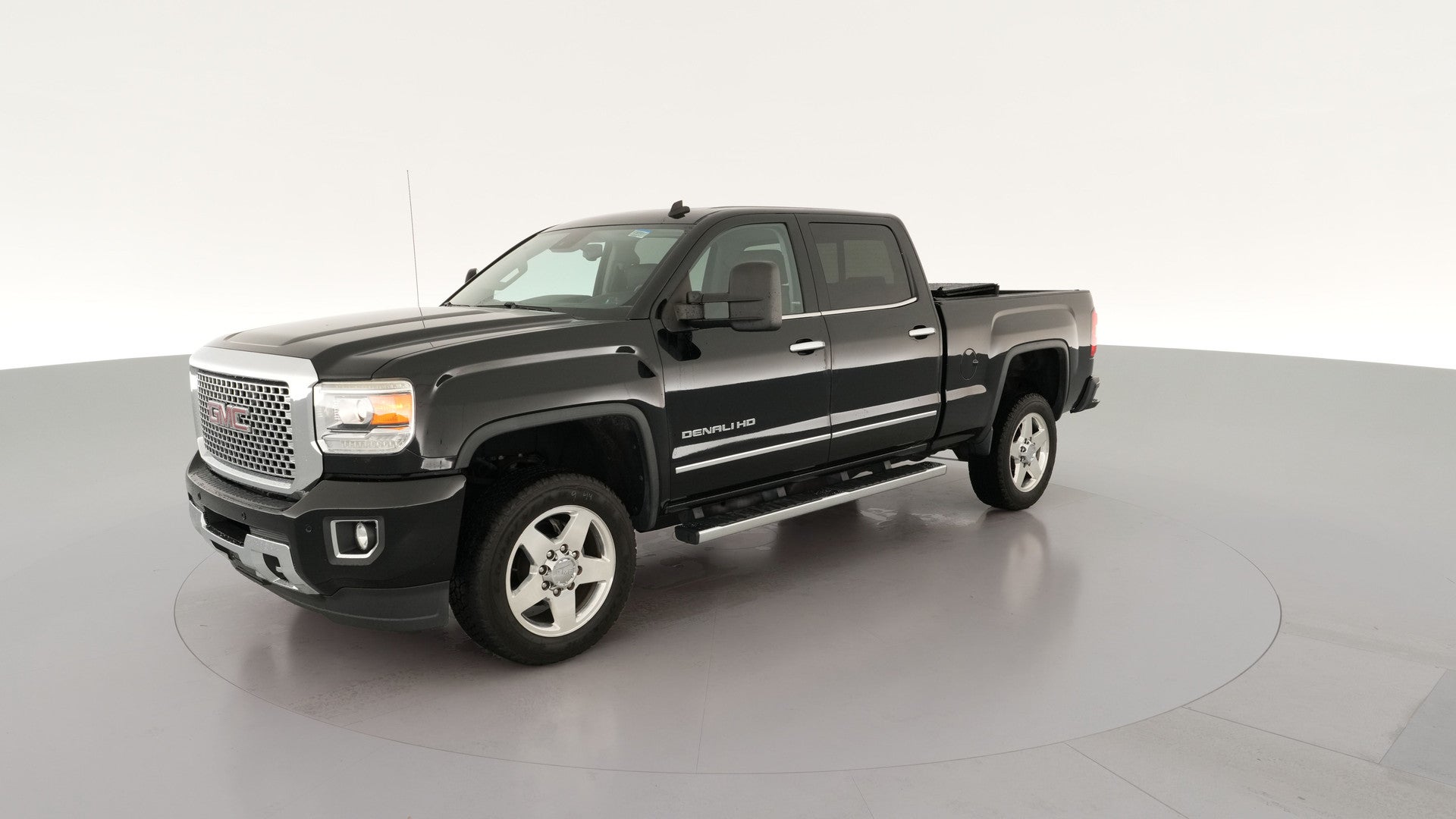 2015 GMC Sierra 2500 HD Crew Cab vehicle photo