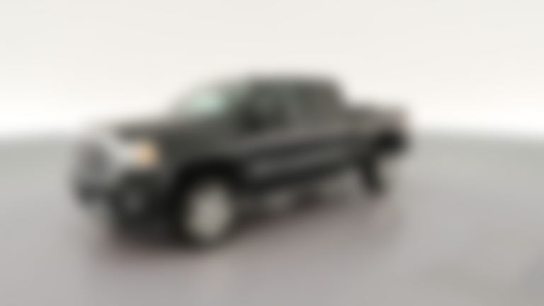 2015 GMC Sierra 2500 HD Crew Cab vehicle photo