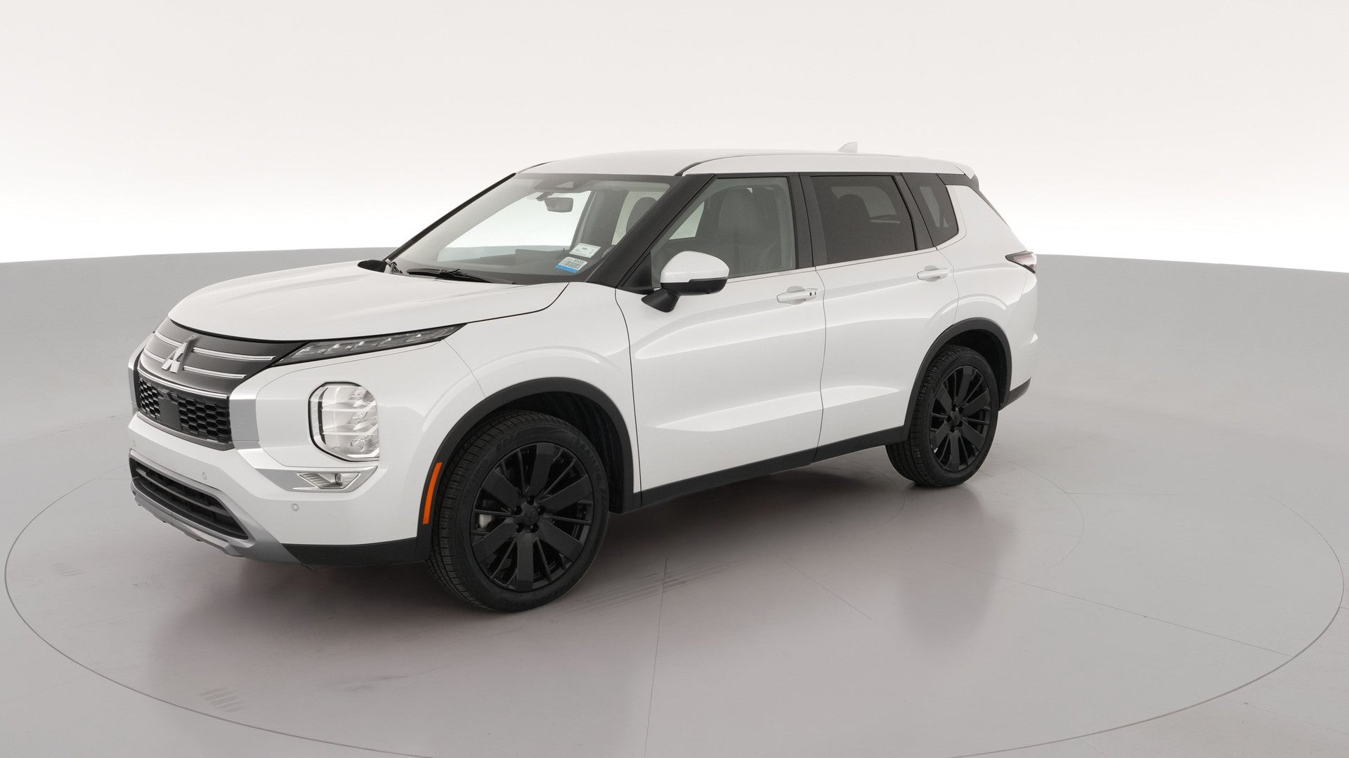 2025 Mitsubishi Outlander vehicle photo