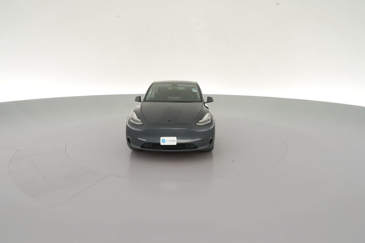 2023 Tesla Model Y Long Range All-Wheel Drive in Midnight Silver Metallic — 360° view 1