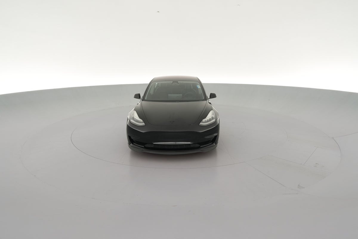 2018 Tesla Model 3 Mid Range Rear-Wheel Drive in Solid Black — 360° view 1