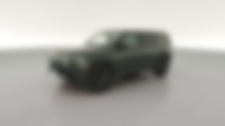 2025 Rivian R1S vehicle photo