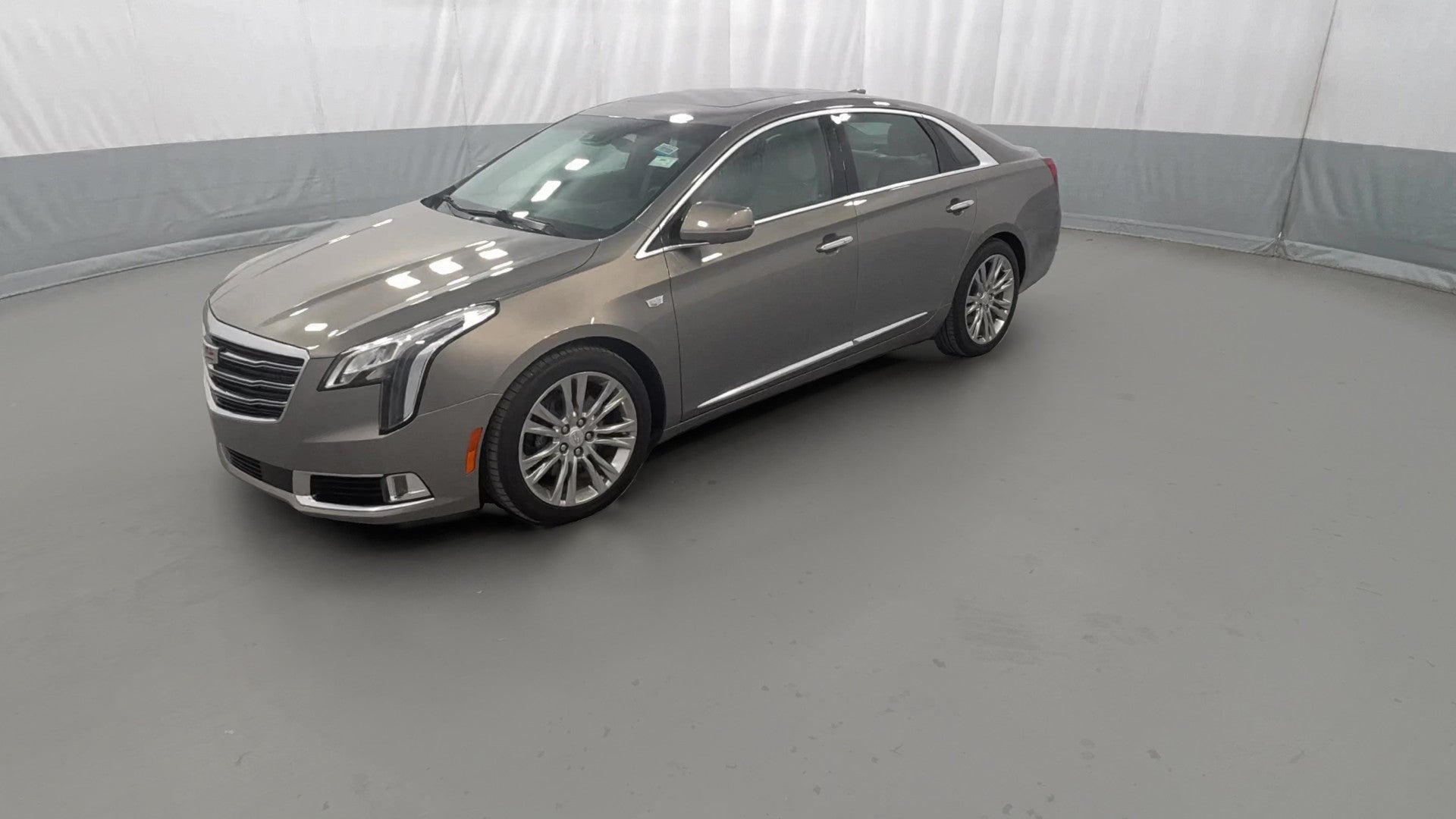 2018 Cadillac XTS vehicle photo