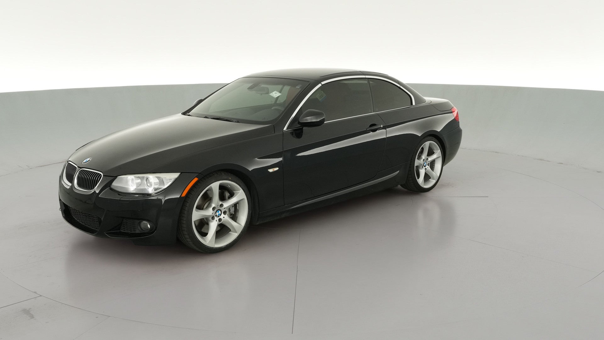 2013 BMW 3 Series vehicle photo
