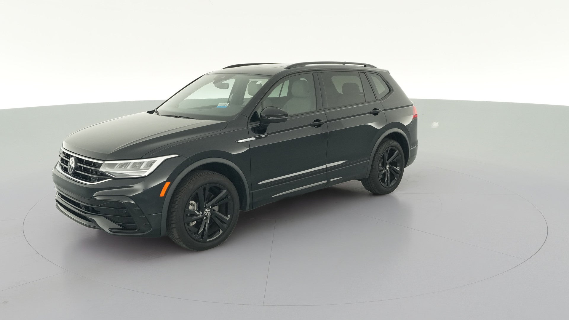 2024 Volkswagen Tiguan vehicle photo