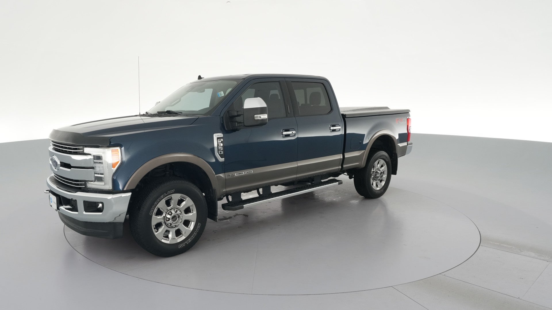 2019 Ford F350 Super Duty Crew Cab vehicle photo