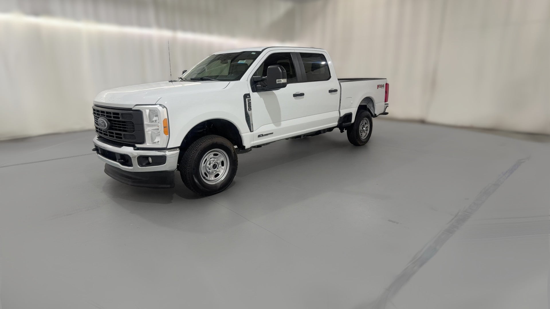 2023 Ford F250 Super Duty Crew Cab vehicle photo