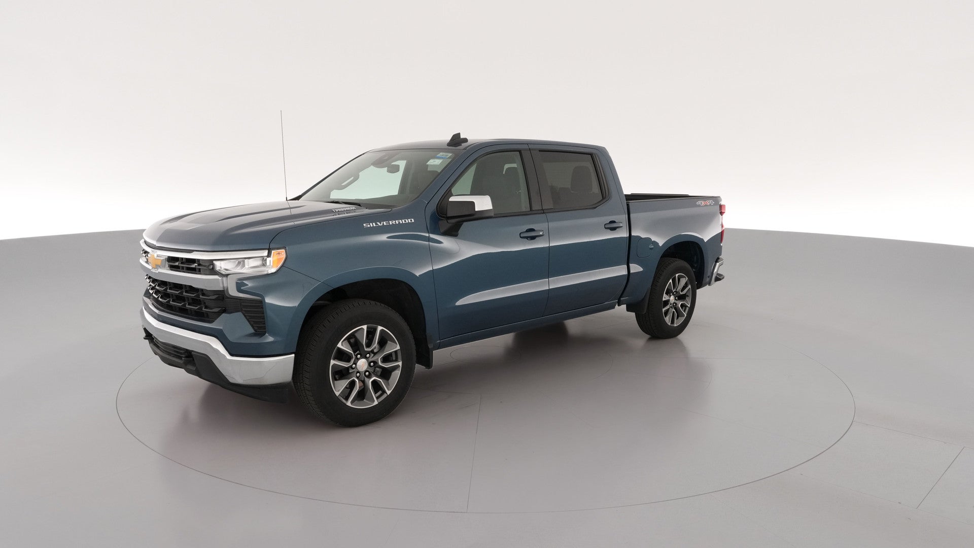 2024 Chevrolet Silverado 1500 Crew Cab vehicle photo