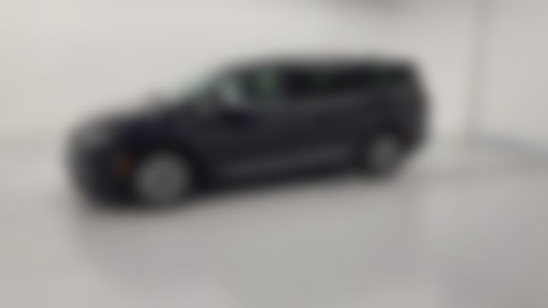 2023 Chrysler Pacifica Hybrid vehicle photo
