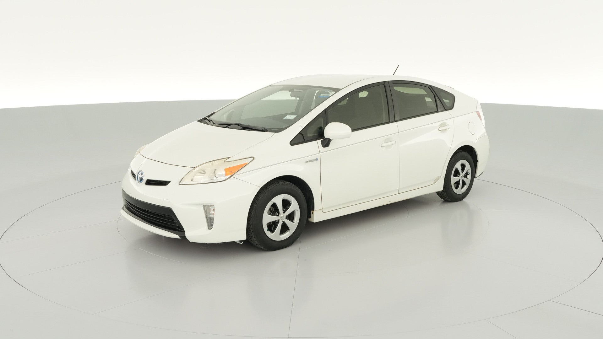 2014 Toyota Prius vehicle photo