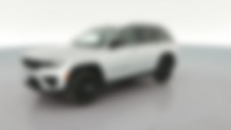 2025 Jeep Grand Cherokee vehicle photo