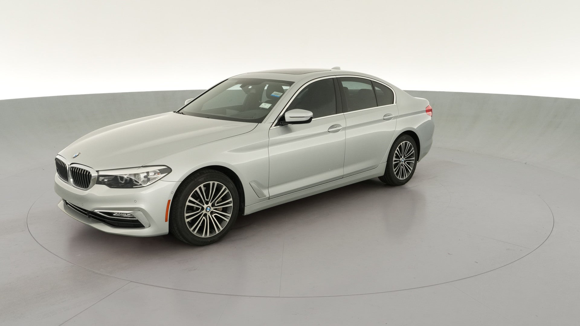 2017 BMW 5 Series vehicle photo