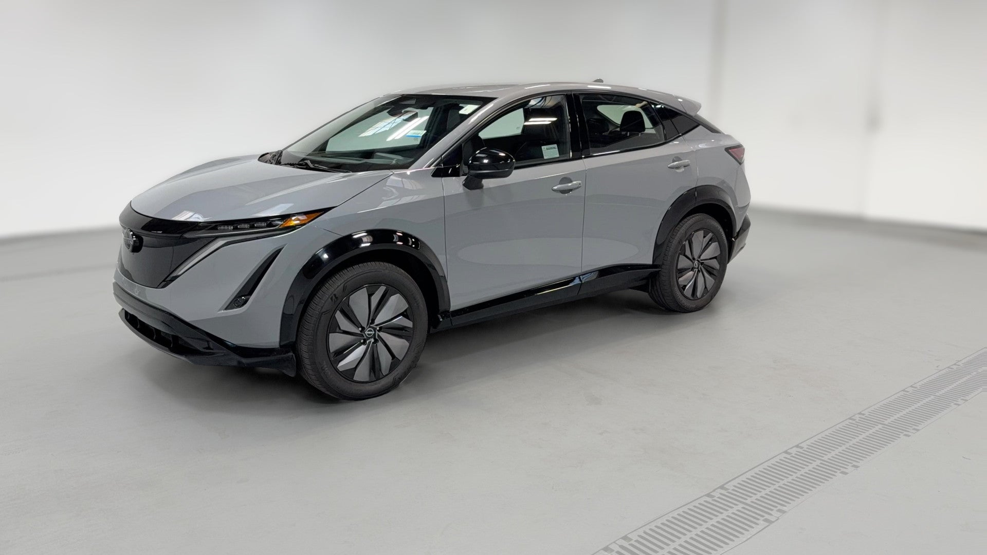 2024 Nissan ARIYA vehicle photo