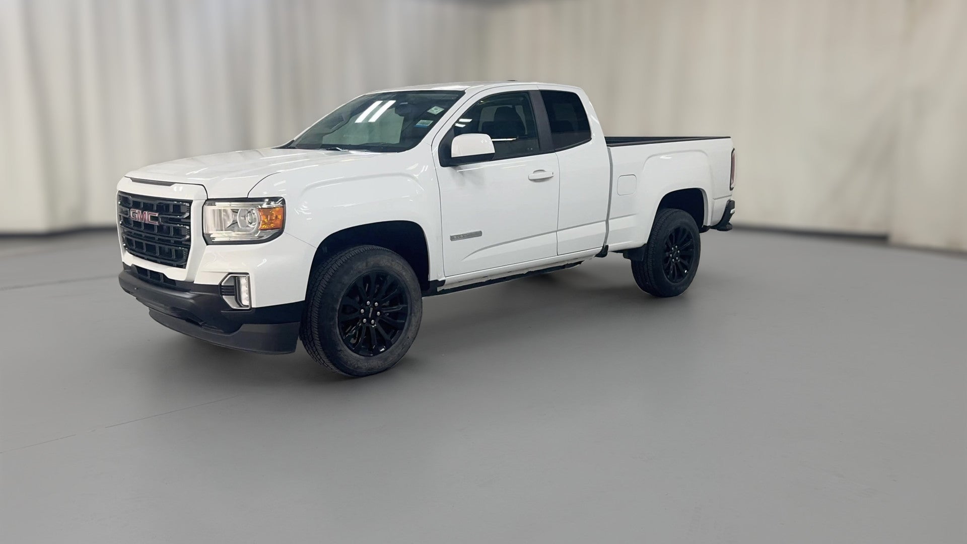 2022 GMC Canyon Extended Cab vehicle photo