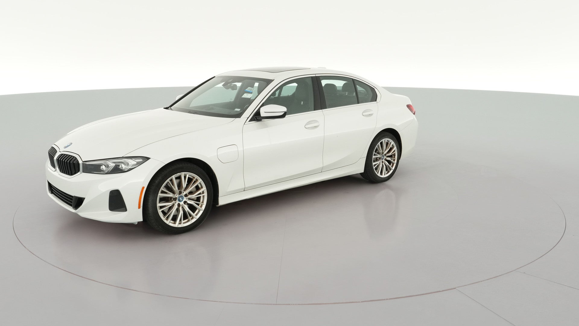 2024 BMW 3 Series vehicle photo