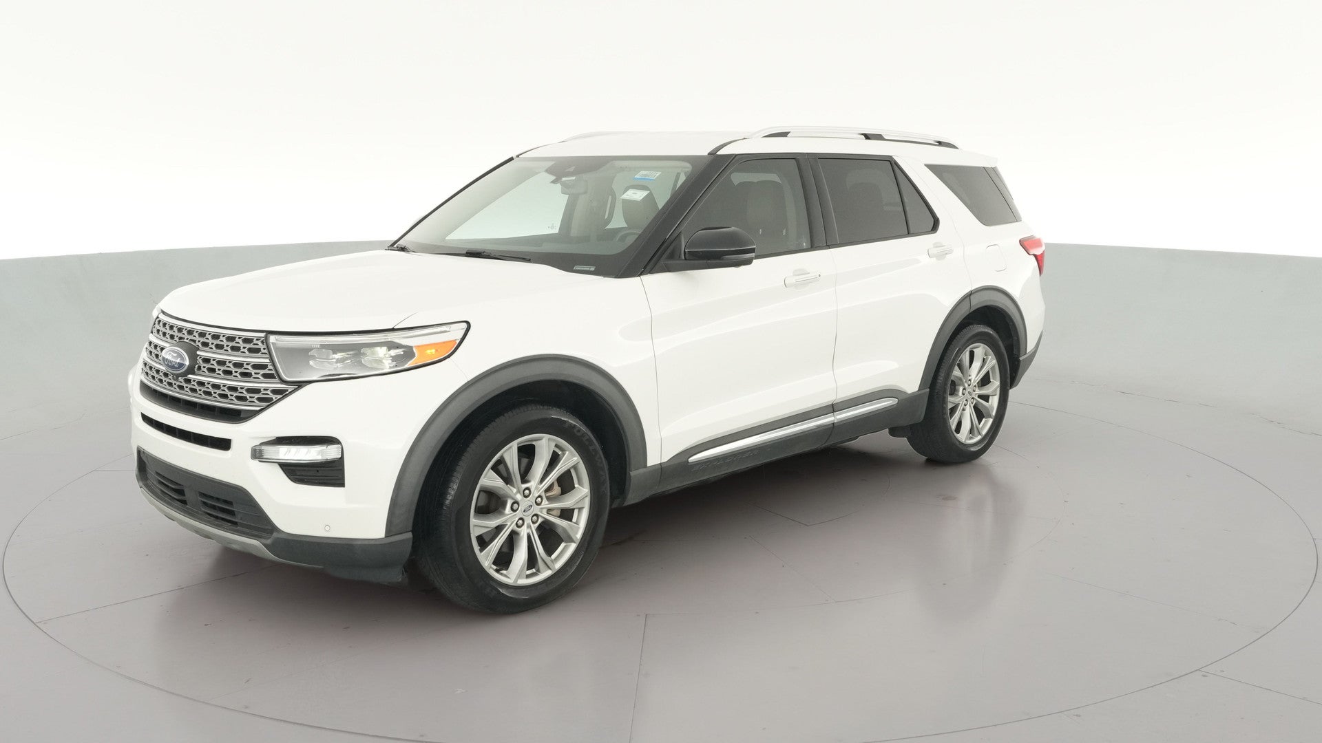 2020 Ford Explorer vehicle photo