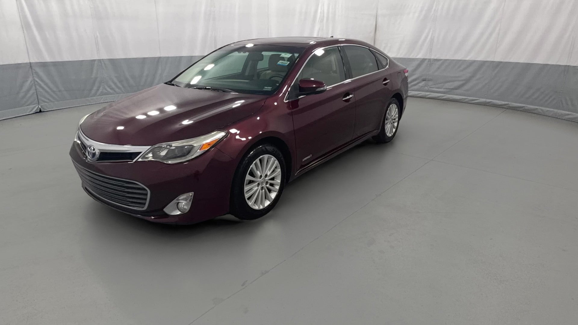 2013 Toyota Avalon vehicle photo