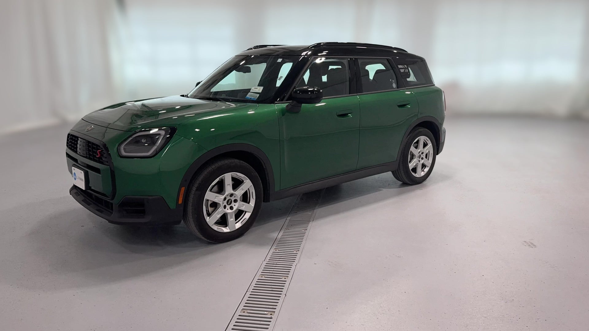 2026 MINI Countryman vehicle photo