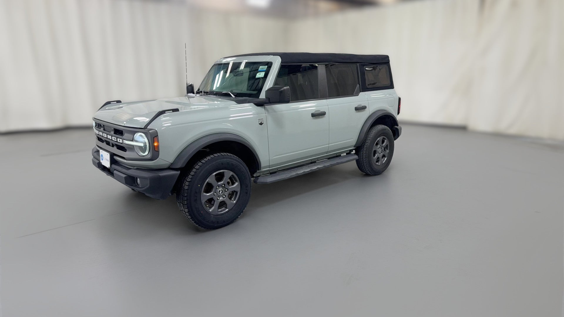 2022 Ford Bronco vehicle photo