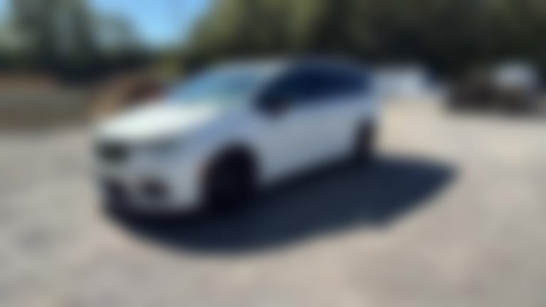 2025 Chrysler Pacifica vehicle photo